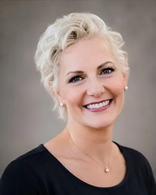 Janice Hoscan, LMFT